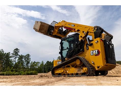 Overview of the Cat 265 Compact Track Loader with Blanchard